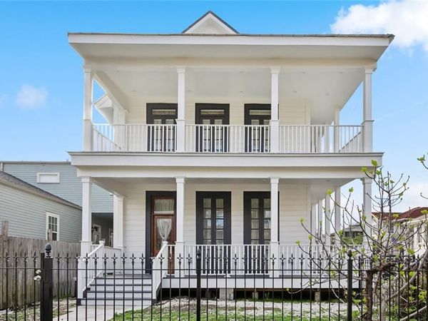 1424 GENERAL PERSHING Street, New Orleans, LA 70115