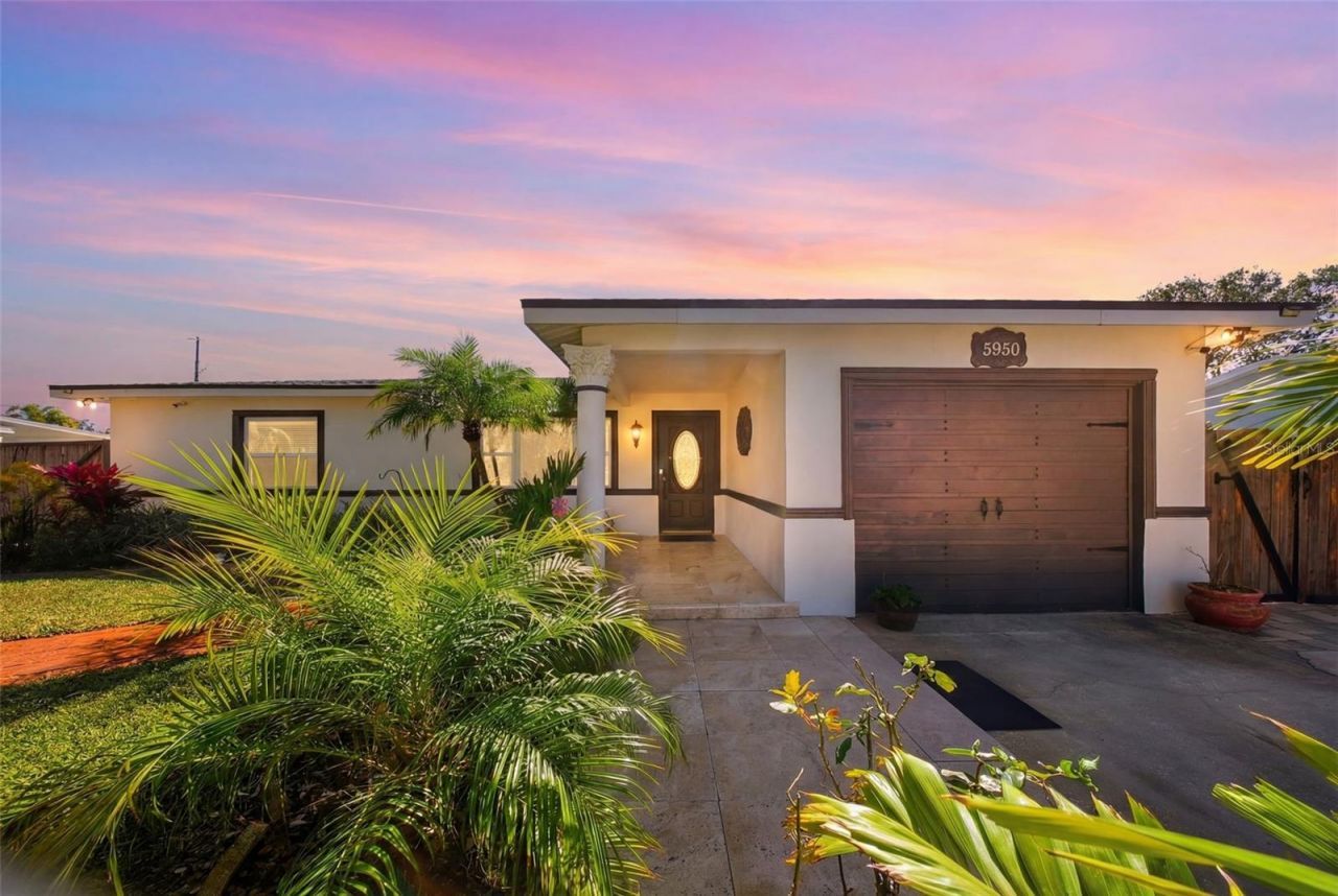 5950 49 Avenue N, Kenneth City, FL 33709 Photo