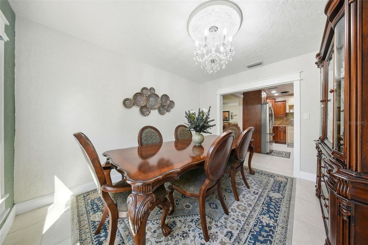 5950 49 Avenue N, Kenneth City, FL 33709 Photo