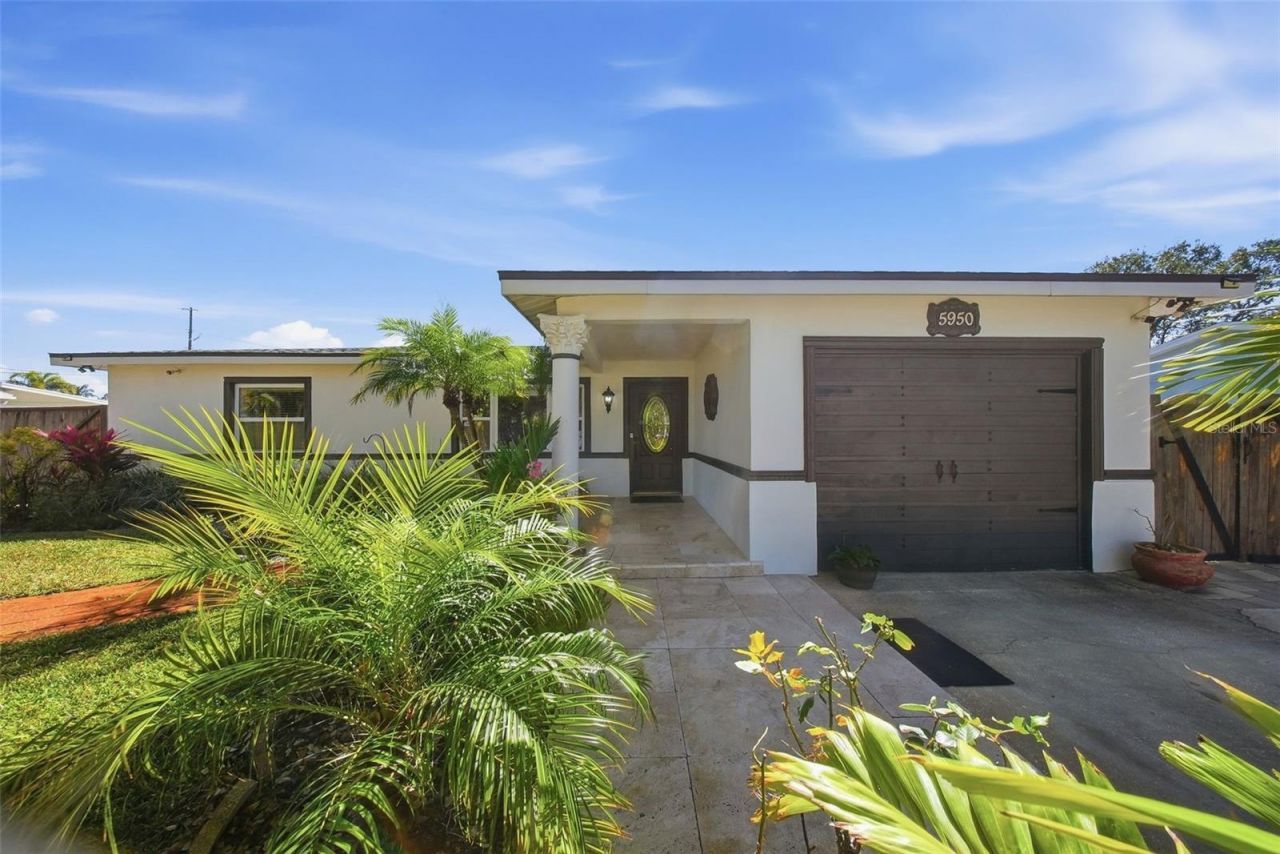 5950 49 Avenue N, Kenneth City, FL 33709 Photo