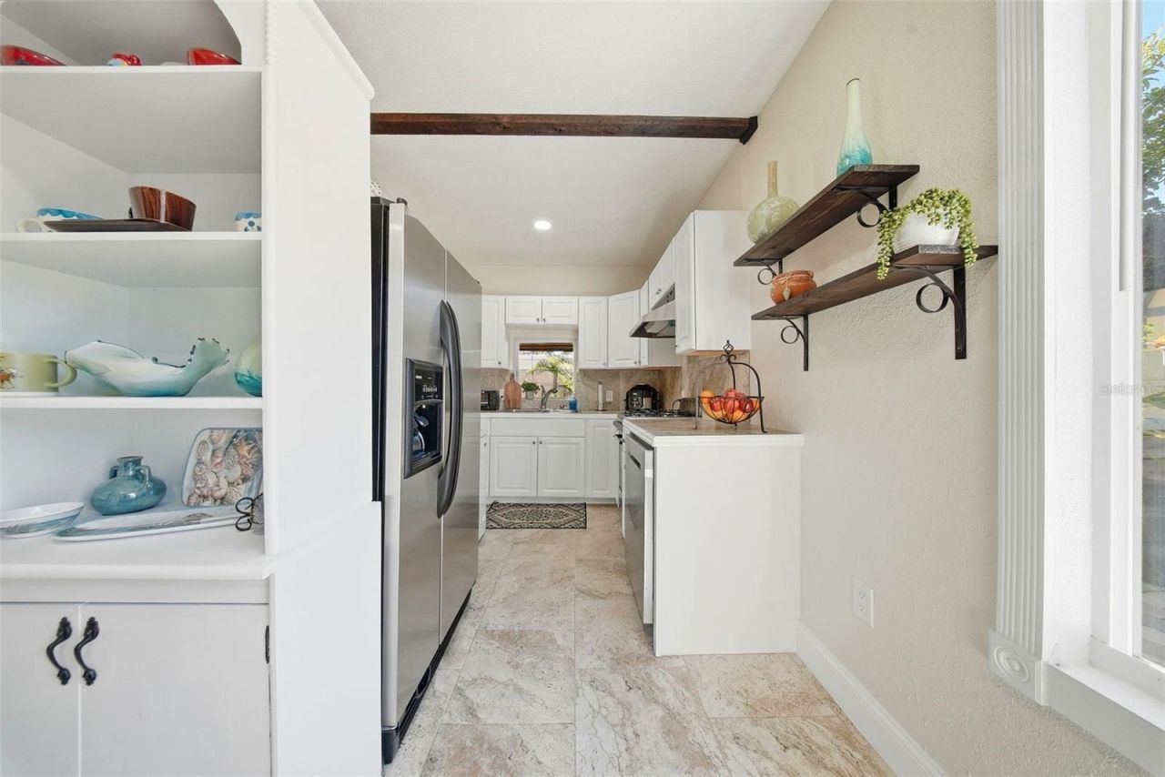 5950 49 Avenue N, Kenneth City, FL 33709 Photo