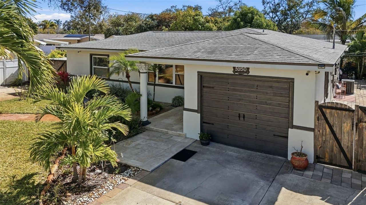 5950 49 Avenue N, Kenneth City, FL 33709 Photo