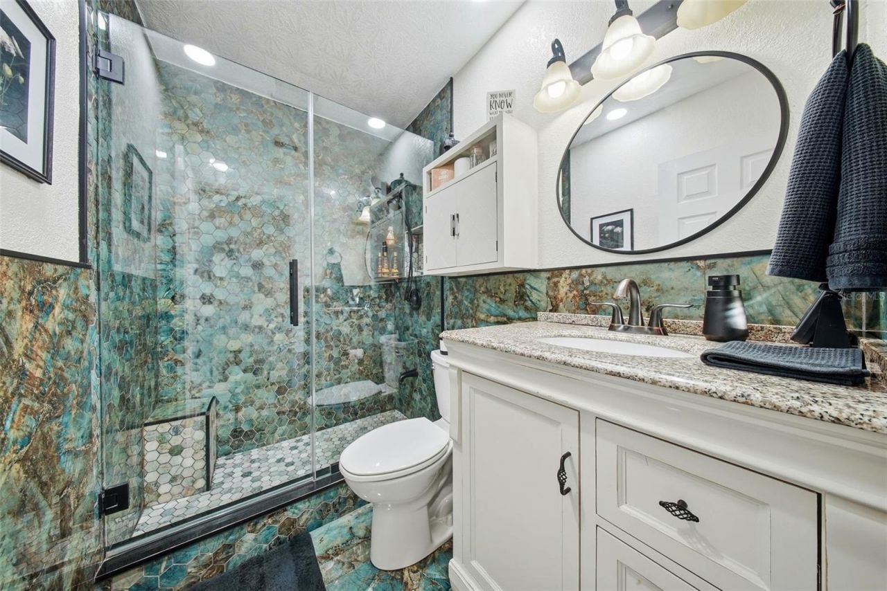 5950 49 Avenue N, Kenneth City, FL 33709 Photo