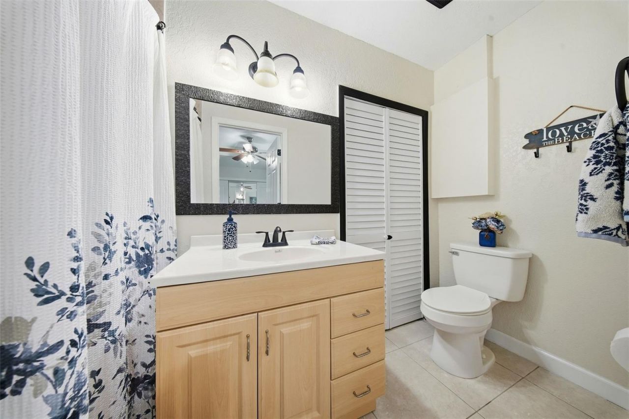 5950 49 Avenue N, Kenneth City, FL 33709 Photo