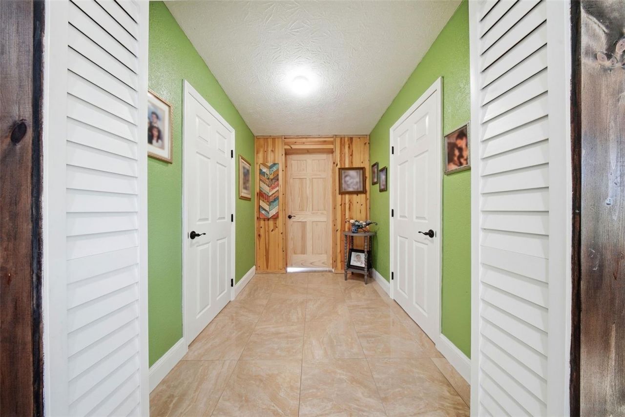 5950 49 Avenue N, Kenneth City, FL 33709 Photo