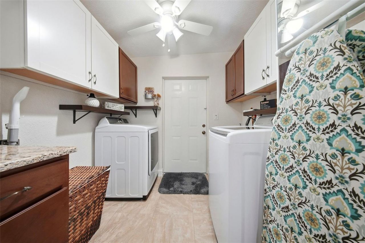 5950 49 Avenue N, Kenneth City, FL 33709 Photo