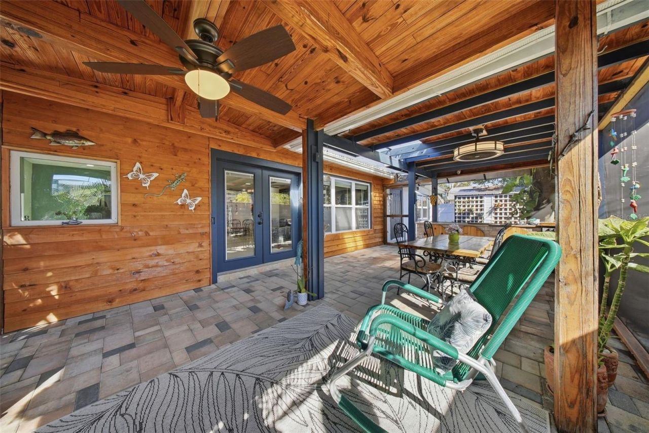 5950 49 Avenue N, Kenneth City, FL 33709 Photo