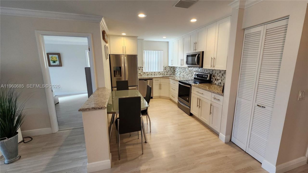 141 Piedmont C, Unit 141, Delray Beach, FL 33484 Photo