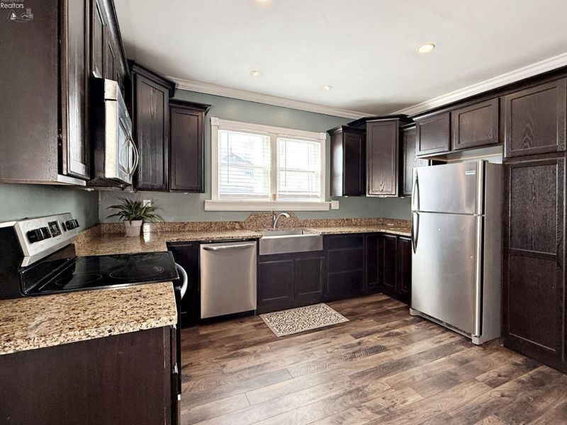 295 Circular St, Tiffin, OH 44883 Photo 11