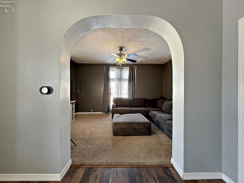 295 Circular St, Tiffin, OH 44883 Photo 5