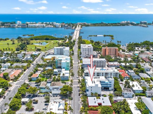 1 S Palmway, Unit 201, Lake Worth Beach, FL 33460