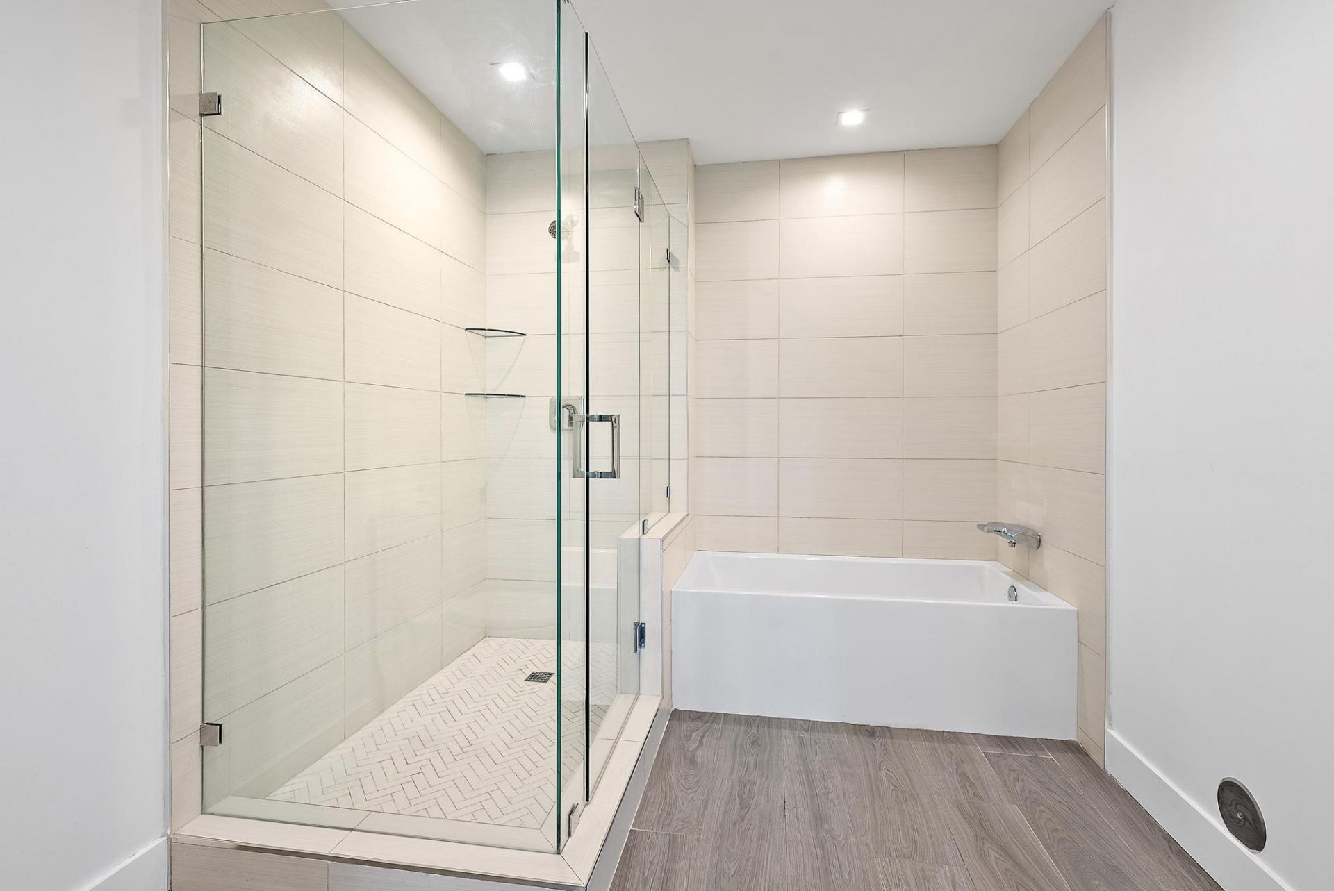 1 S Palmway, Unit 201, Lake Worth Beach, FL 33460 Photo