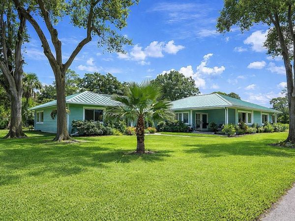 480 38th Ct, Vero Beach, FL 32968