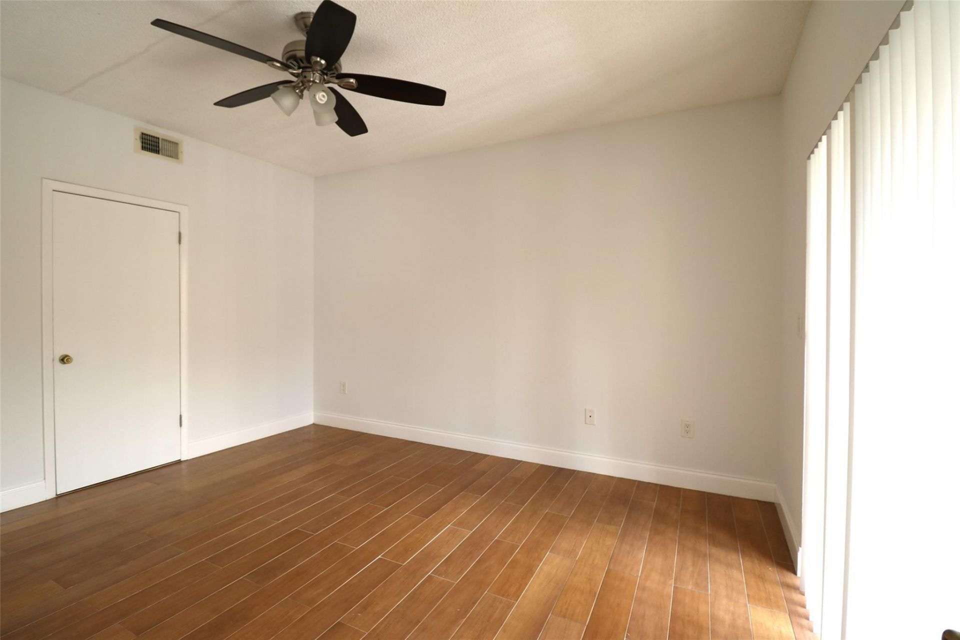 2445 SW 18th Terrace, Unit 907, Fort Lauderdale, FL 33315 Photo