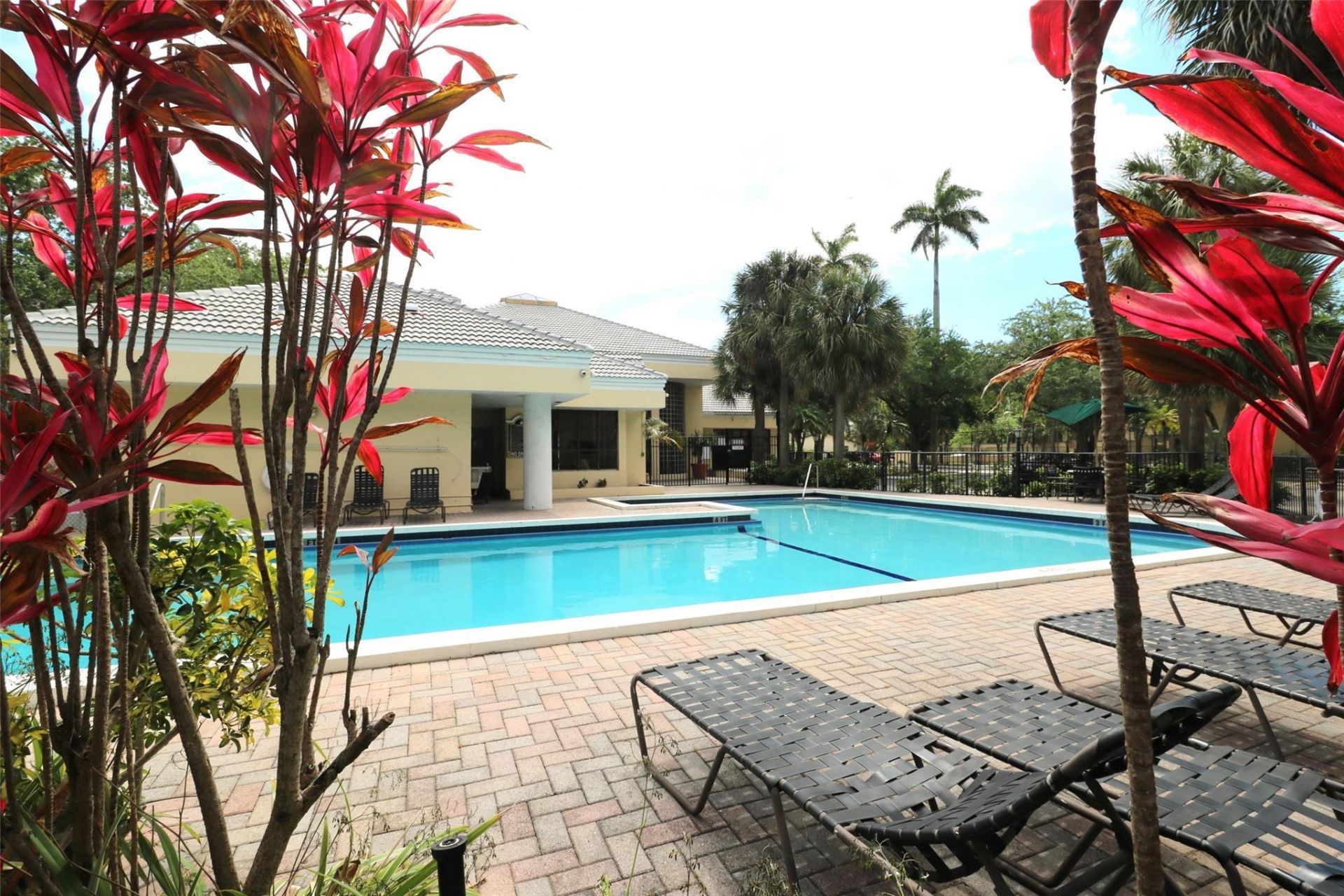 2445 SW 18th Terrace, Unit 907, Fort Lauderdale, FL 33315 Photo