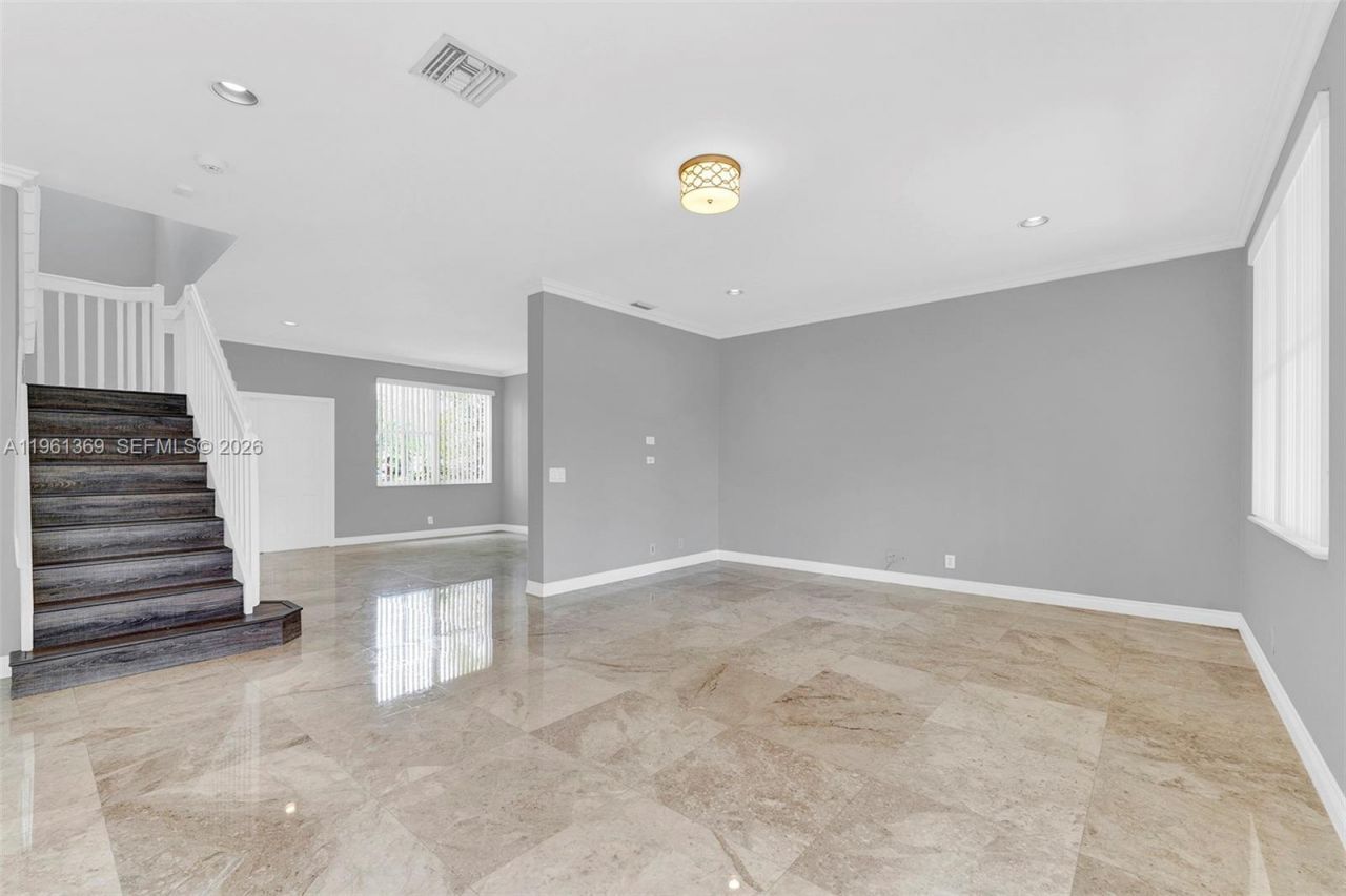 1518 Maple Dr , Unit 1518, Weston, FL 33327 Photo