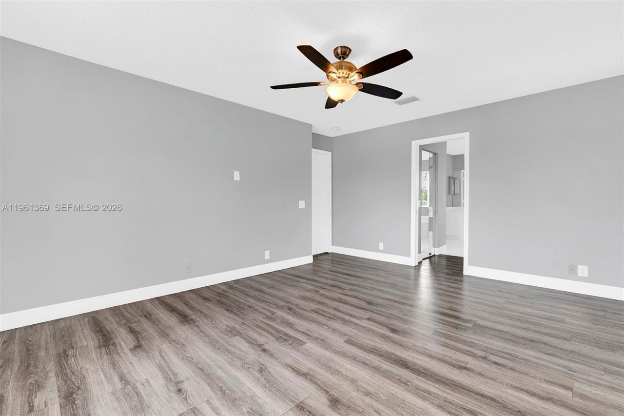 1518 Maple Dr , Unit 1518, Weston, FL 33327 Photo