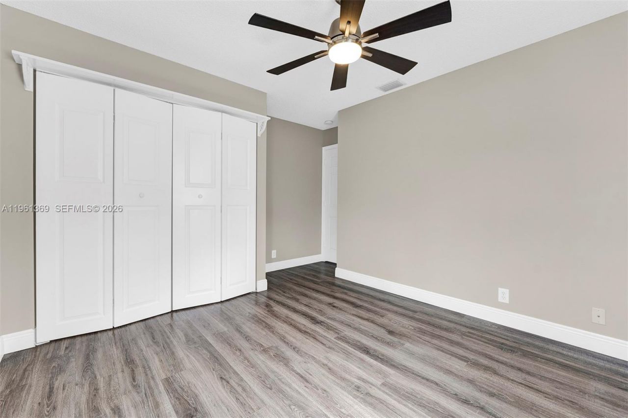 1518 Maple Dr , Unit 1518, Weston, FL 33327 Photo