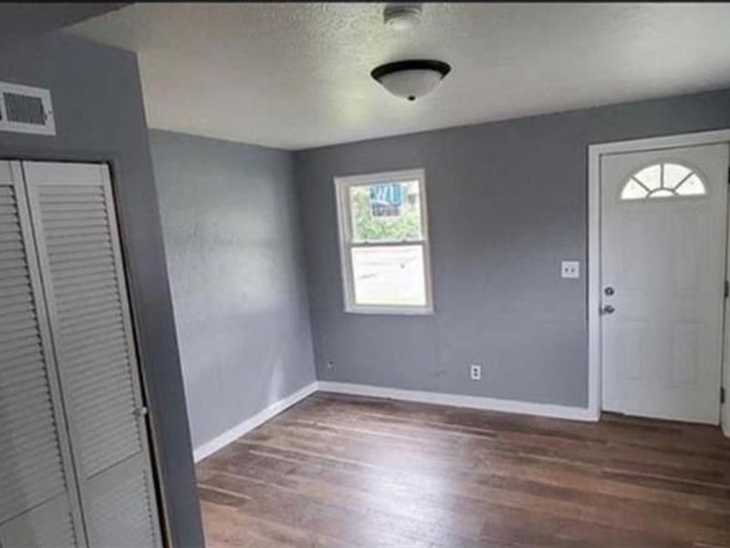 12 E Main, West Carrollton, OH 45449 Photo 3