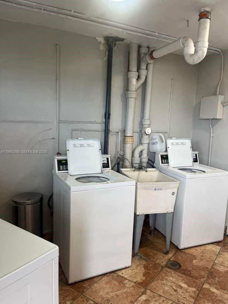 1750 NE 191st St, Unit 507-1, Miami, FL 33179 Photo