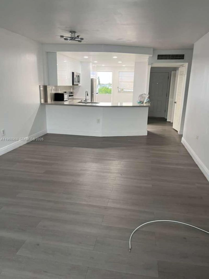 1750 NE 191st St, Unit 507-1, Miami, FL 33179 Photo