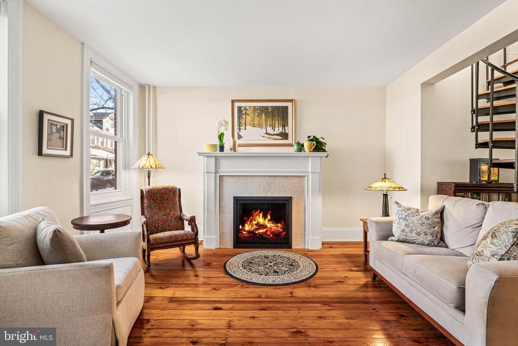 220 S Walnut Street, West Chester, PA 19382 Main Photo