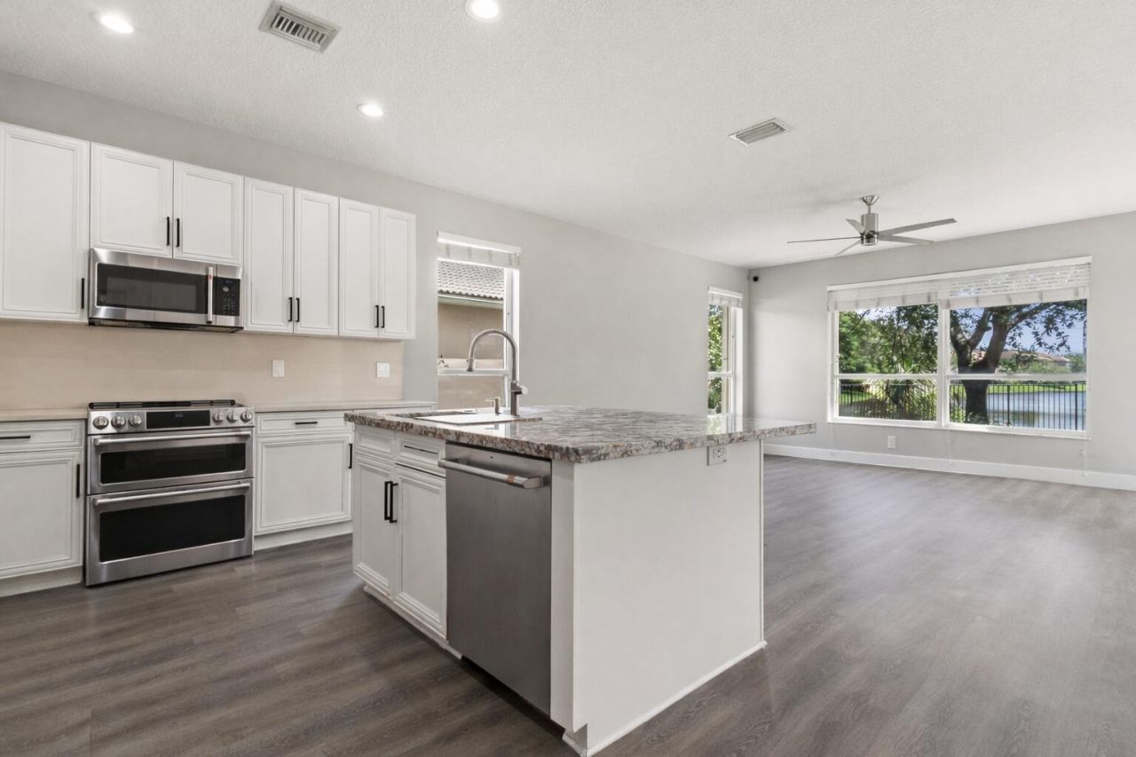 4166 Wellington Shores Drive, Wellington, FL 33449 Photo