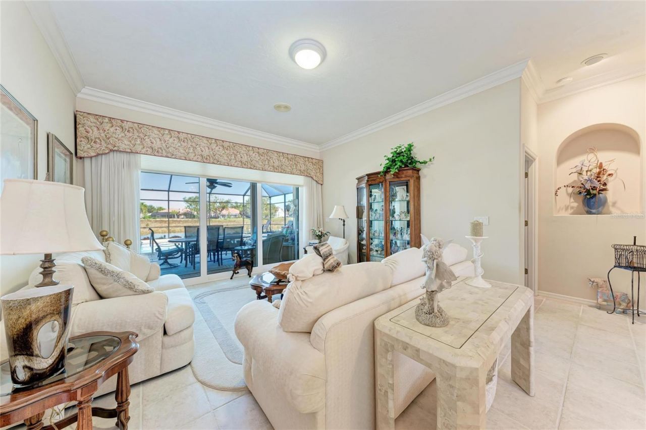 8383 Cypress Hollow Drive, Sarasota, FL 34238 Photo