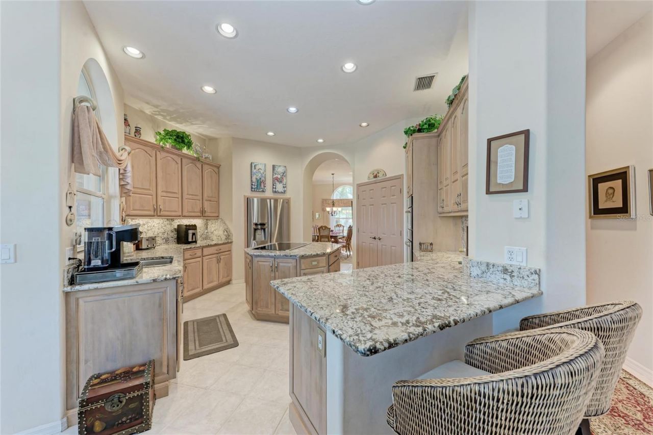 8383 Cypress Hollow Drive, Sarasota, FL 34238 Photo