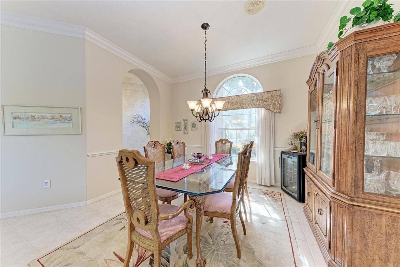 8383 Cypress Hollow Drive, Sarasota, FL 34238 Photo