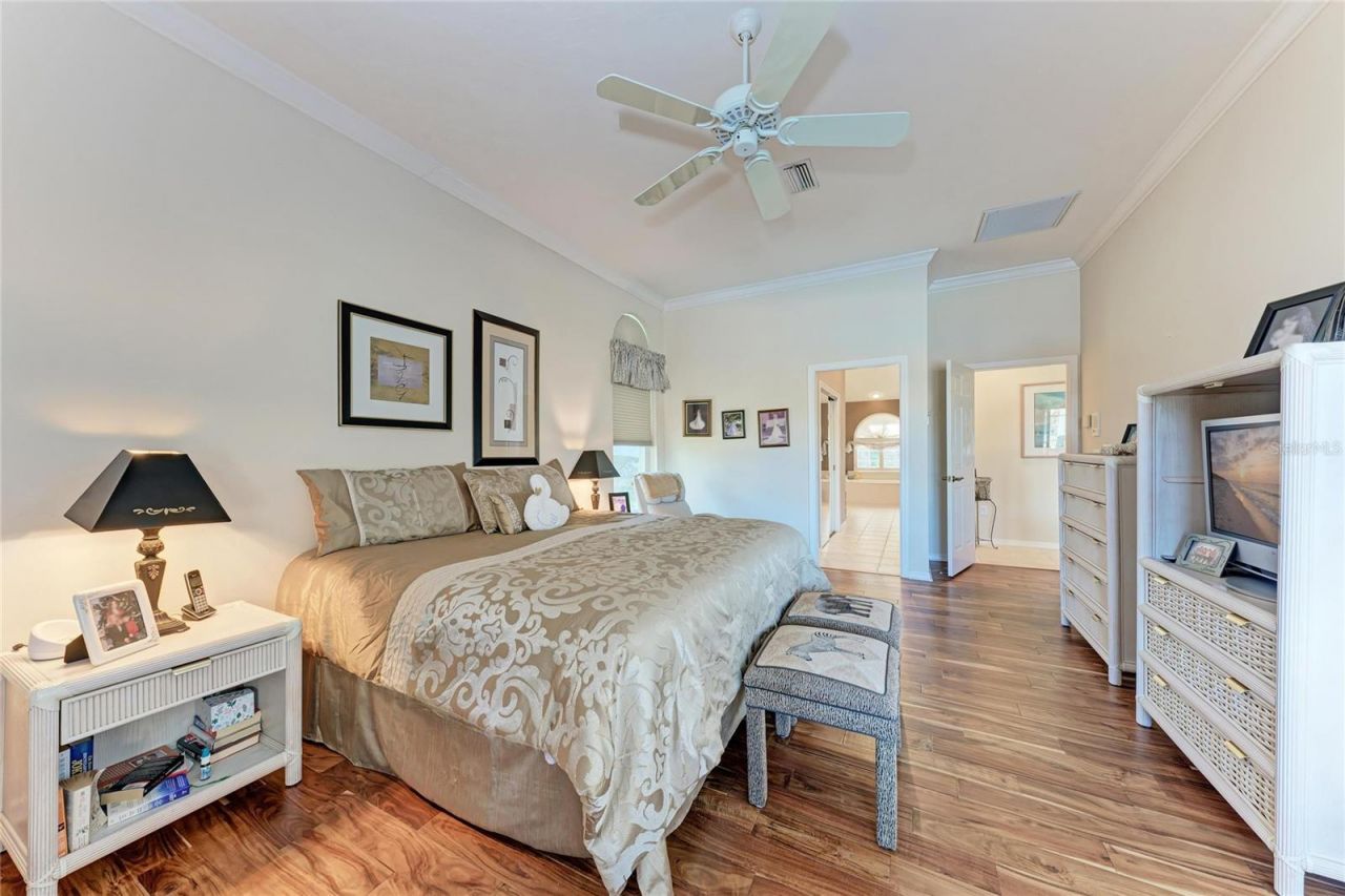 8383 Cypress Hollow Drive, Sarasota, FL 34238 Photo