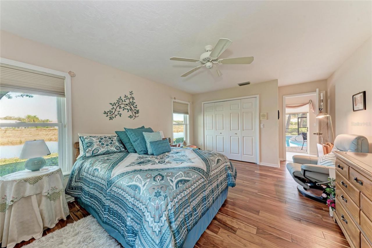 8383 Cypress Hollow Drive, Sarasota, FL 34238 Photo