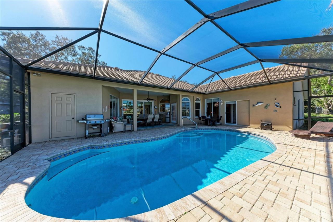 8383 Cypress Hollow Drive, Sarasota, FL 34238 Photo