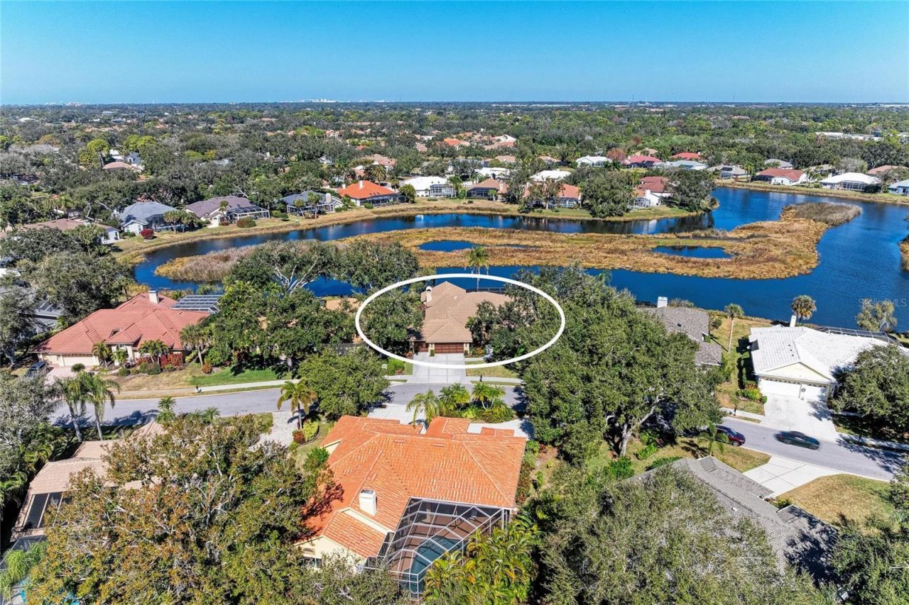 8383 Cypress Hollow Drive, Sarasota, FL 34238 Photo