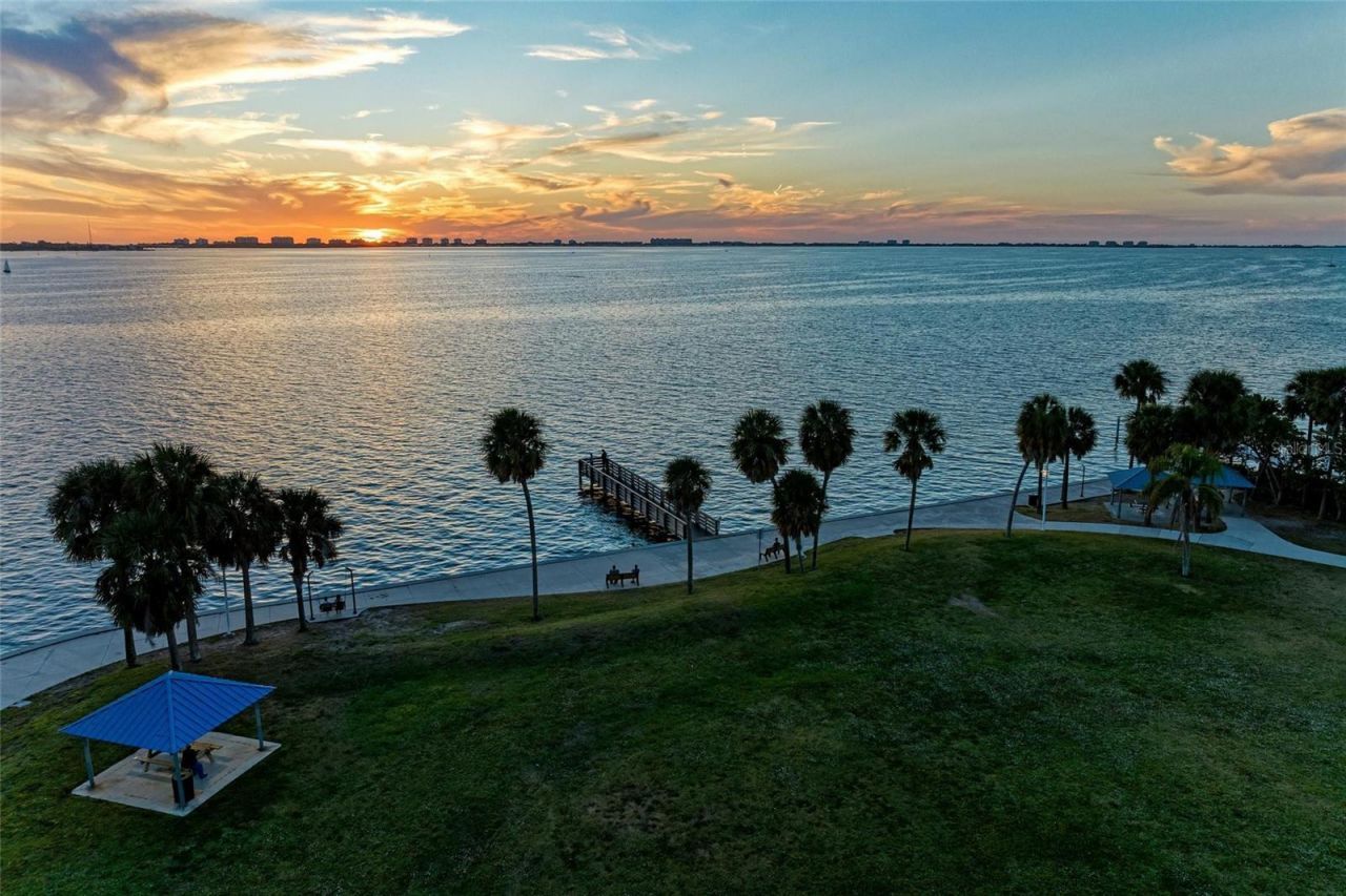 8383 Cypress Hollow Drive, Sarasota, FL 34238 Photo