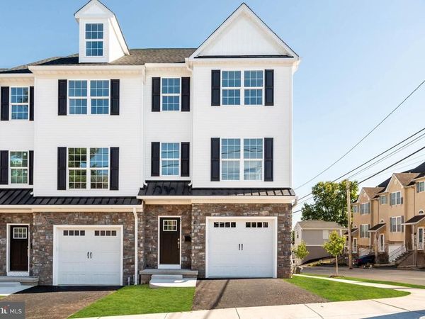 201 8TH STREET, BRIDGEPORT, PA 19405