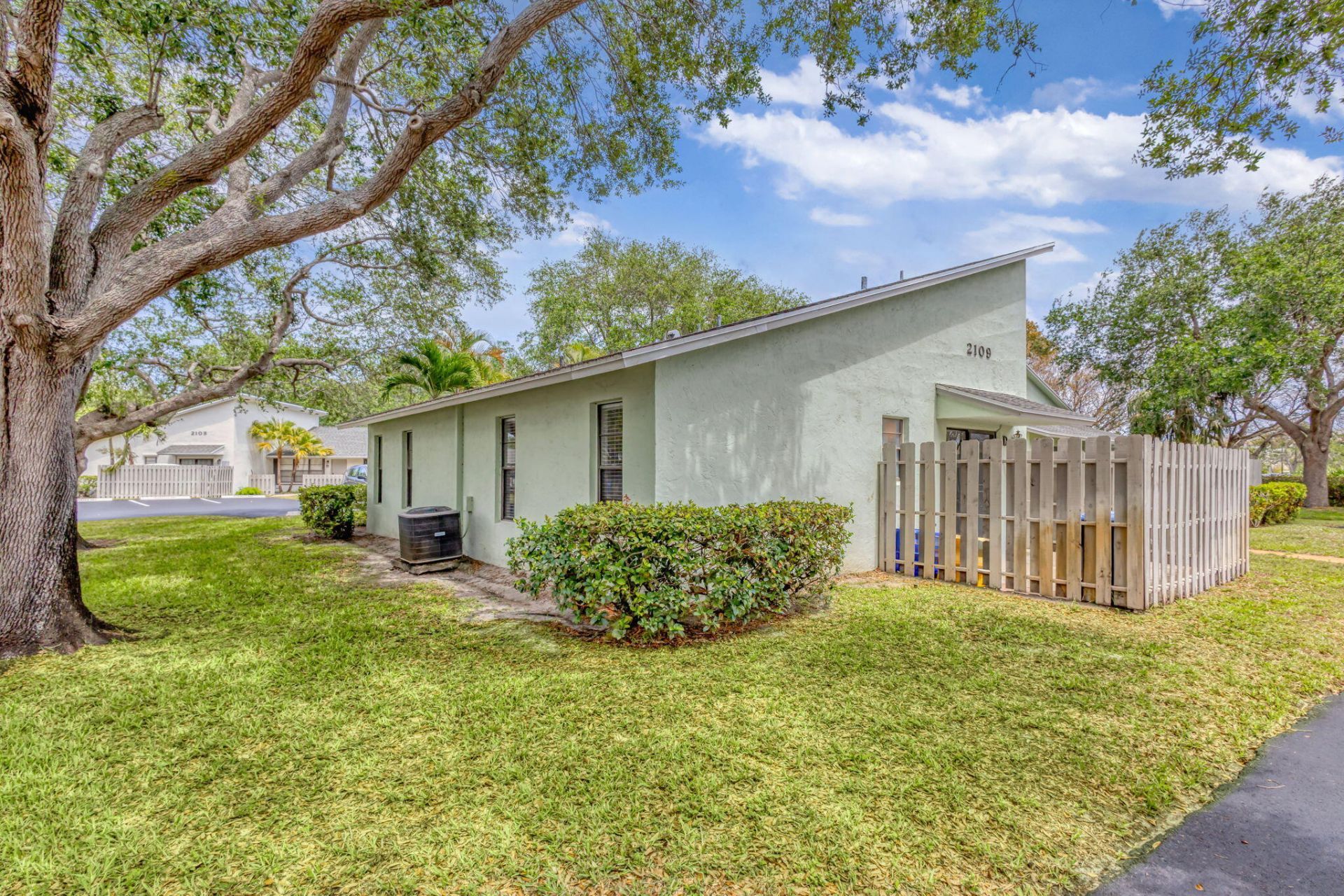 431 Jupiter Lakes Boulevard, Unit 2109d, Jupiter, FL 33458 Photo