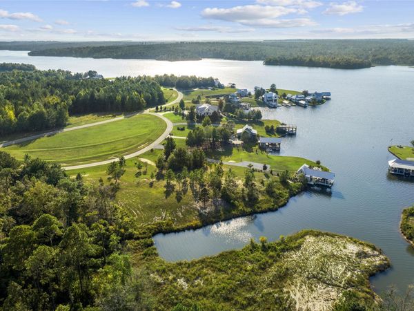 21 The Moorings, Lumberton, MS 39455