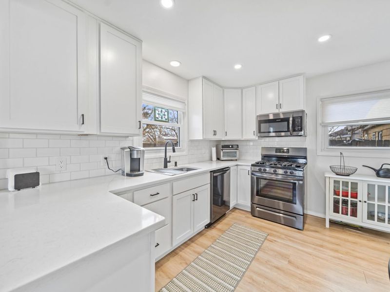 2981 Templeton Road , Columbus, OH 43209 Photo 11