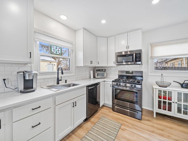 2981 Templeton Road , Columbus, OH 43209 Photo 12