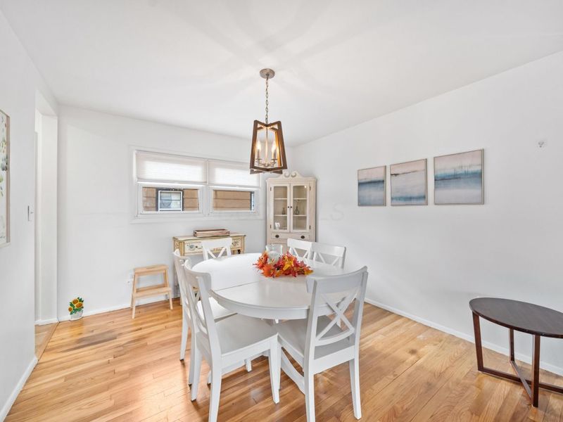 2981 Templeton Road , Columbus, OH 43209 Photo 17