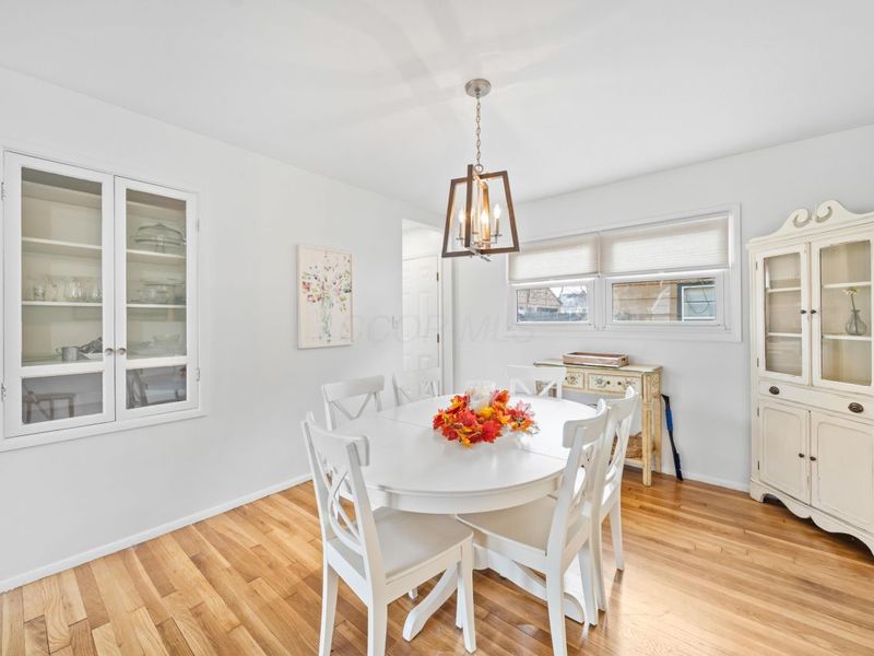 2981 Templeton Road , Columbus, OH 43209 Photo 18