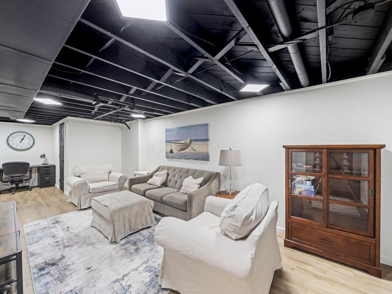 2981 Templeton Road , Columbus, OH 43209 Photo 39