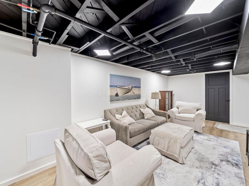 2981 Templeton Road , Columbus, OH 43209 Photo 42