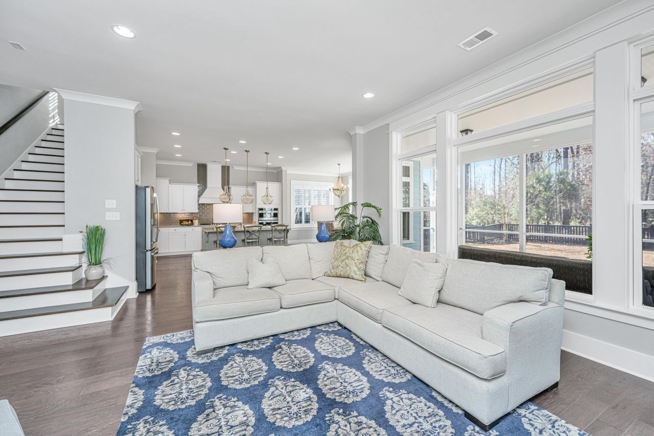 2675 Fountainhead Way Photo 9