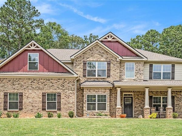 381 Homestead Circle, Forsyth, GA 31029