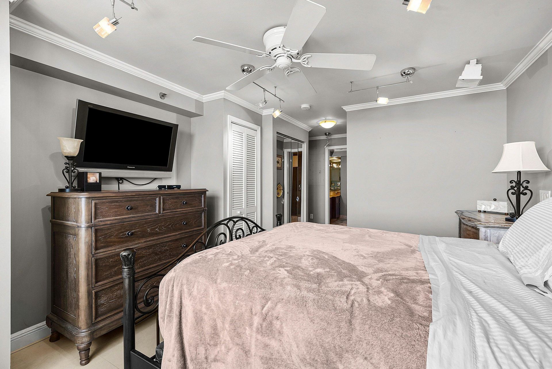 4505 S Ocean Boulevard, Unit 1008, Highland Beach, FL 33487 Photo