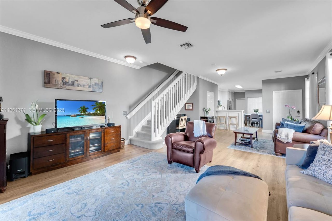 3815 Tree Top Dr, Weston, FL 33332 Photo