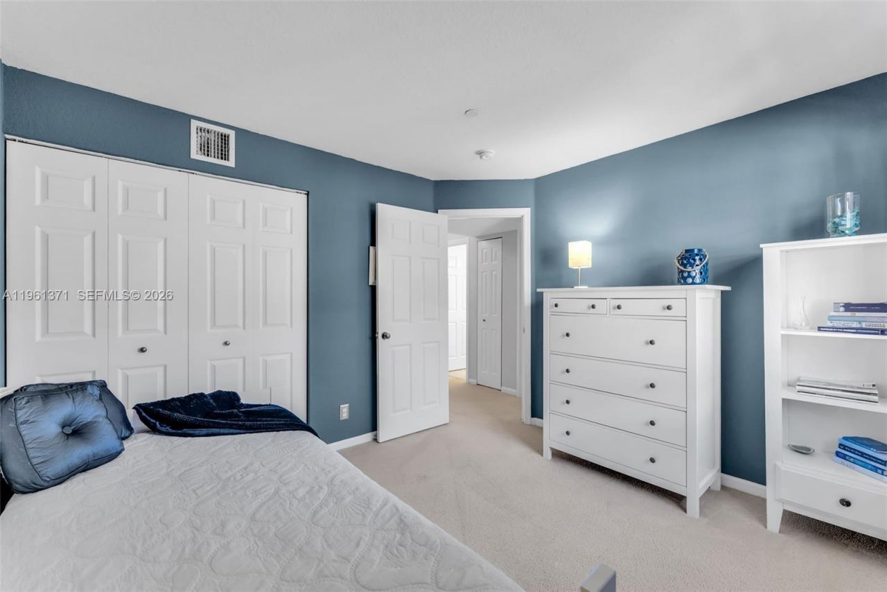 3815 Tree Top Dr, Weston, FL 33332 Photo