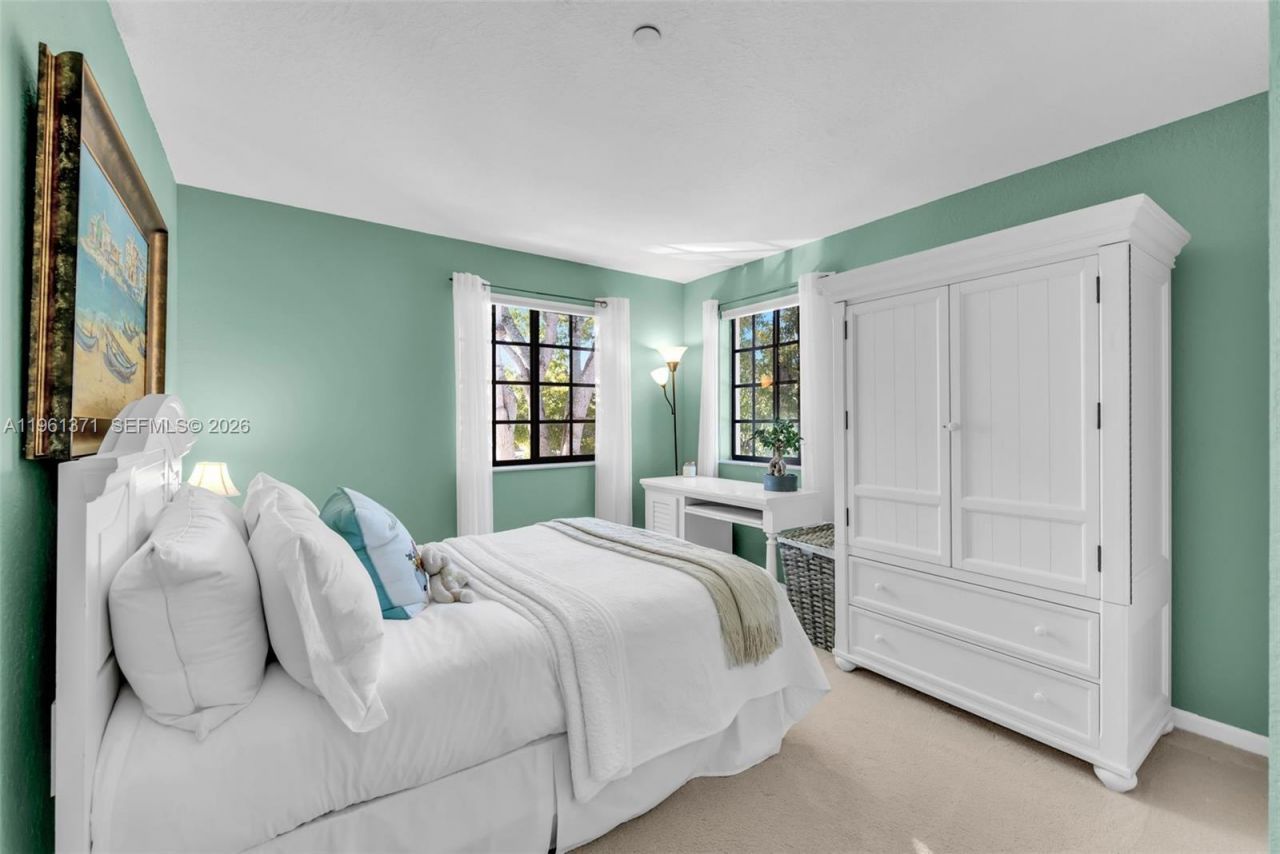 3815 Tree Top Dr, Weston, FL 33332 Photo